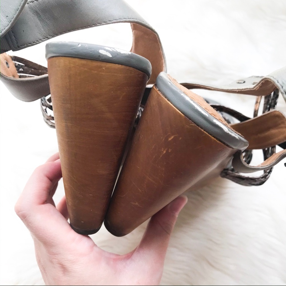 4 for $25 Steve Madden | Tampaa wedges - Picture 4 of 6